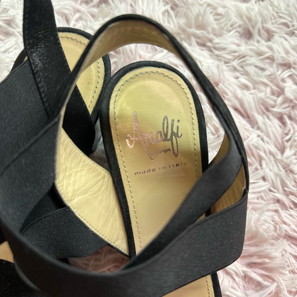 Amalfi by RANGONI Firenze Block Heel Slingback Sandal black Suede - Picture 2 of 9